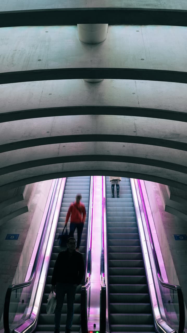 /data/fotografie/architektur/bahnhofLiegeGuillemins/DSC01963 Large.jpeg