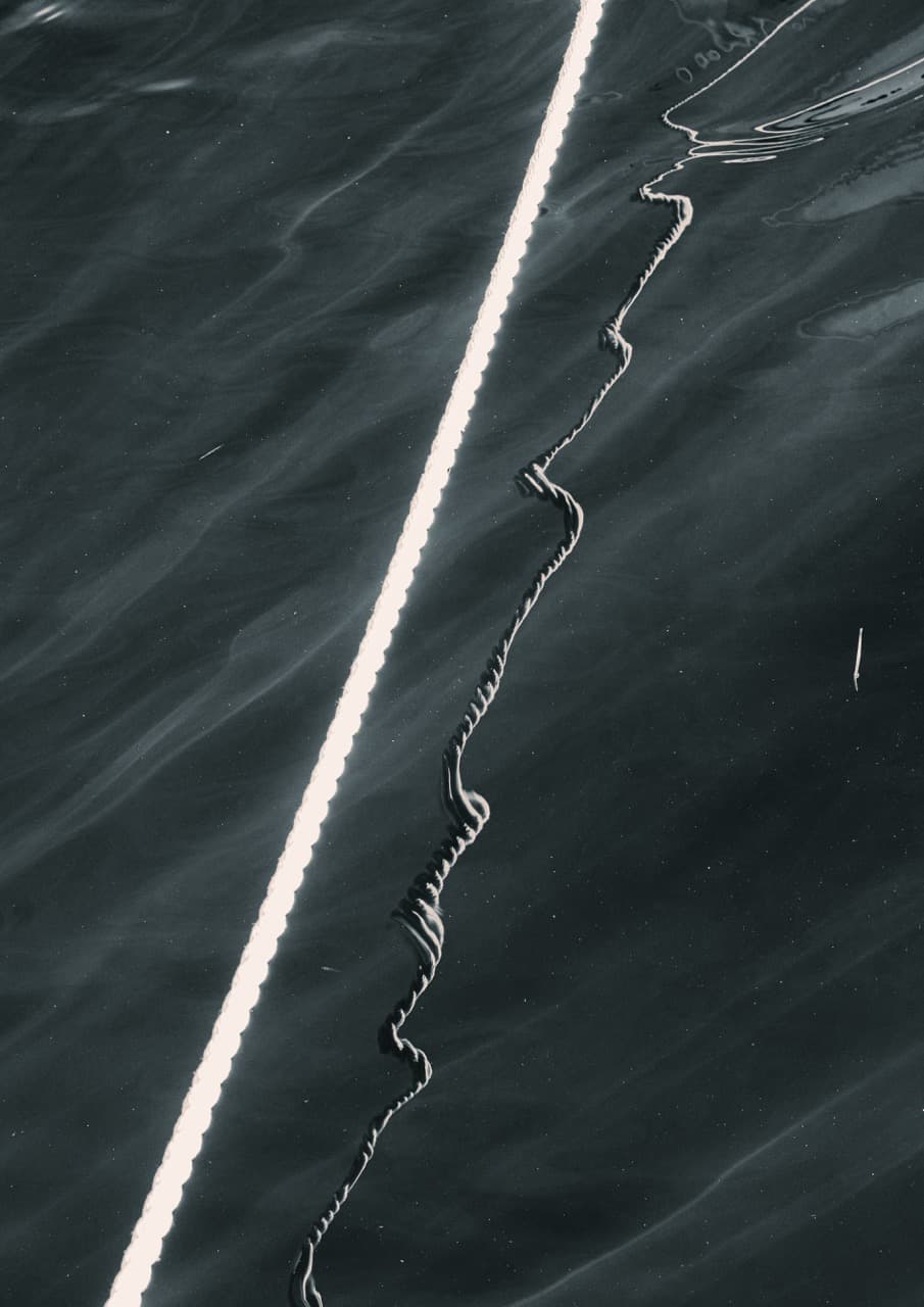 /data/kunst/fotografieSerieSeil/Fotografie_Serie_Seil_Hochformat (2) Large.jpeg