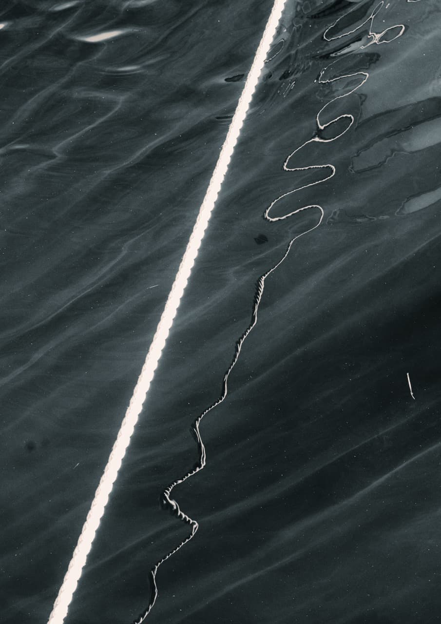 /data/kunst/fotografieSerieSeil/Fotografie_Serie_Seil_Hochformat (6) Large.jpeg