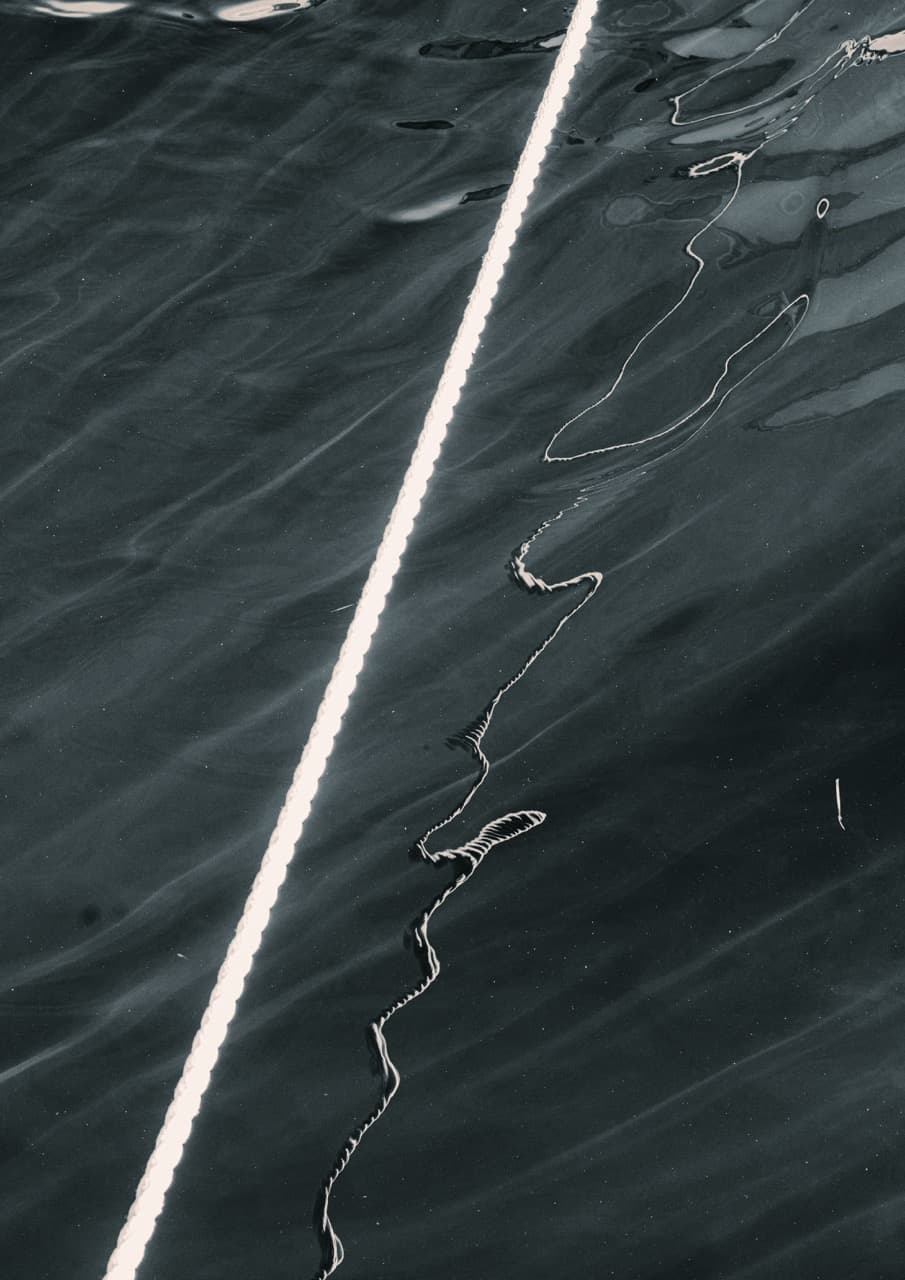 /data/kunst/fotografieSerieSeil/Fotografie_Serie_Seil_Hochformat (8) Large.jpeg